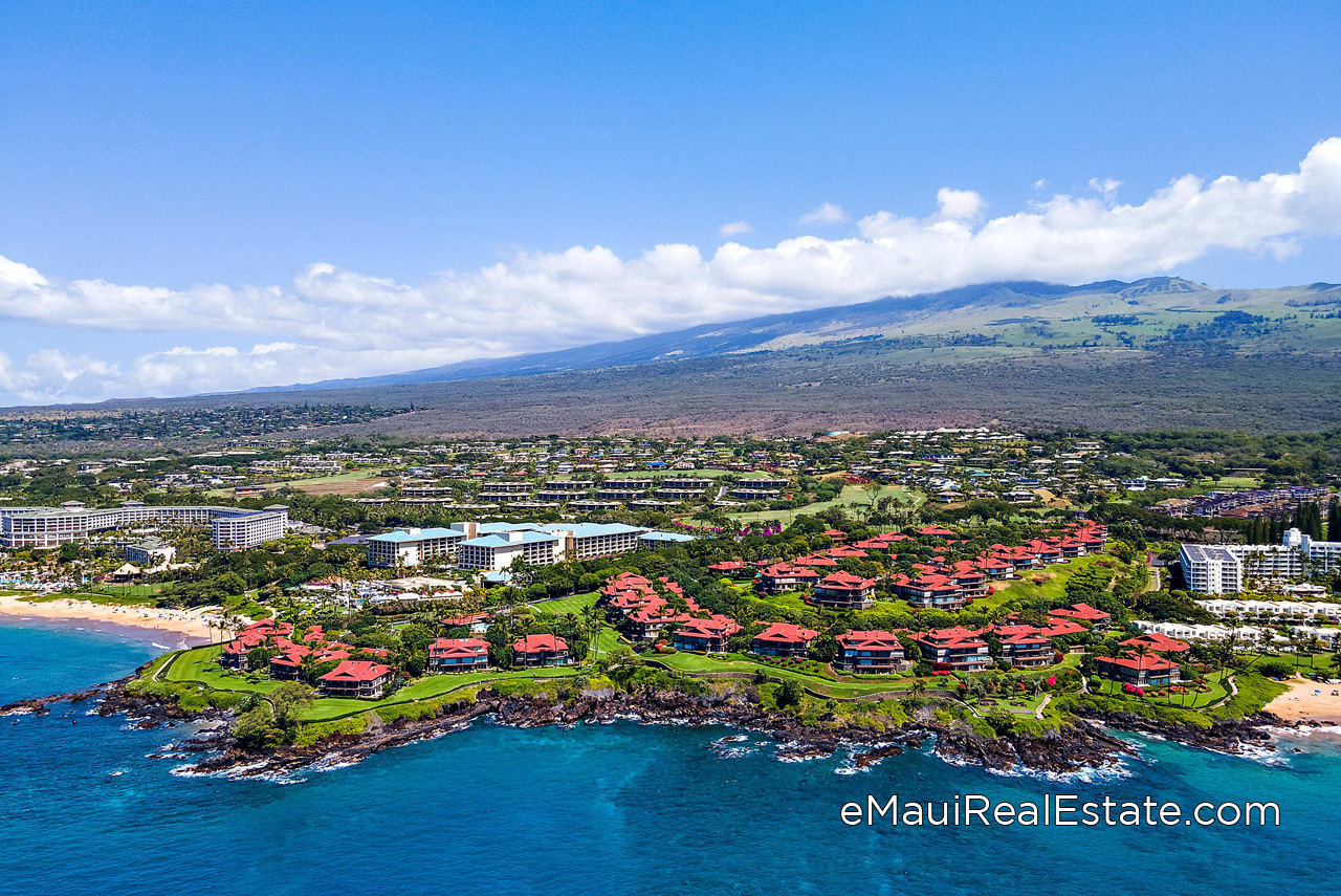 This gated community is situated between Wailea Beach and Polo Beach
